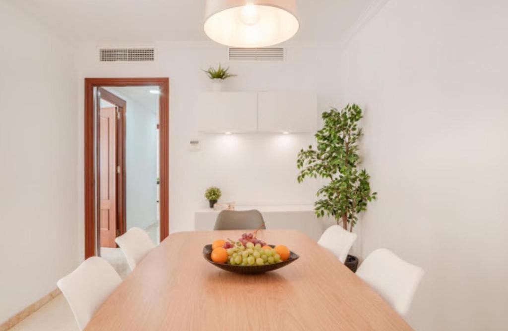 Family Scandinavia City Center & Near The Beach 말라가 외부 사진