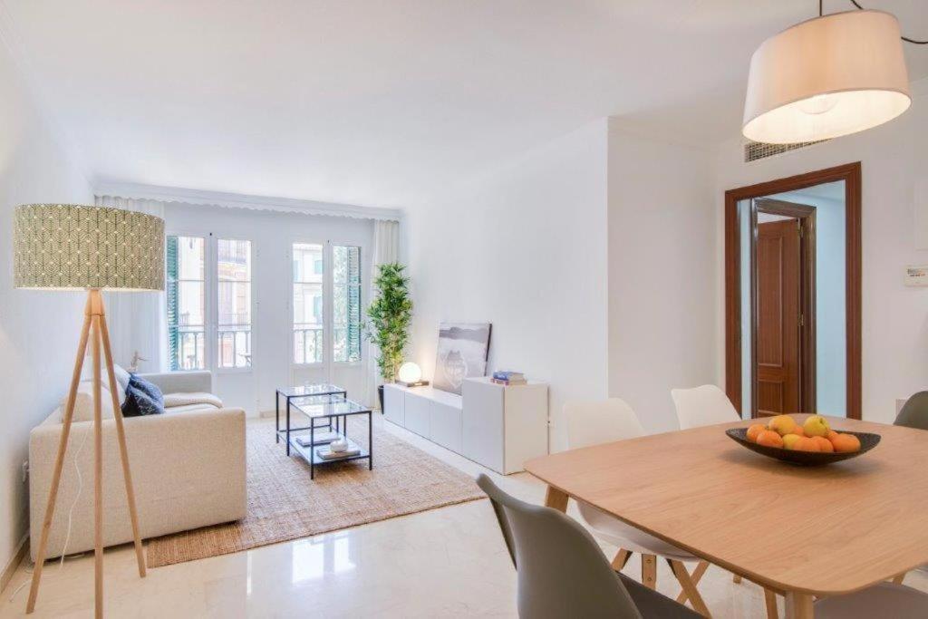 Family Scandinavia City Center & Near The Beach 말라가 외부 사진